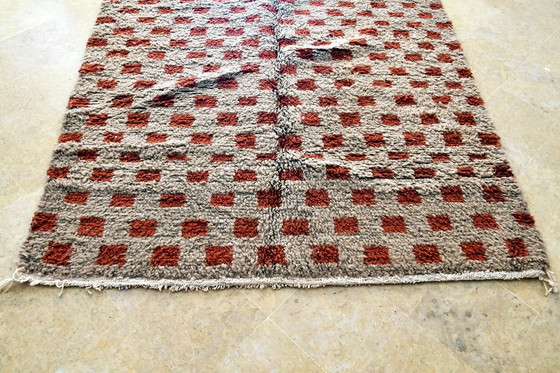 Image 1 of Moroccan Berber Checker Rug – 220 x 163 cm – Grey & Brown