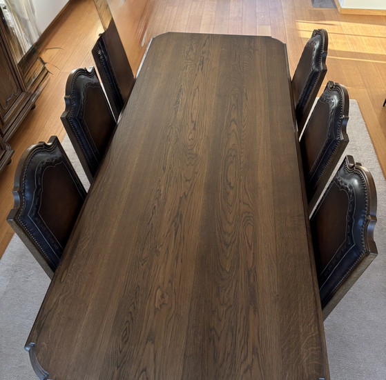 Image 1 of Zona pranzo con armadio e credenza