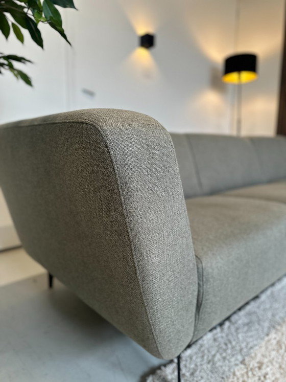 Image 1 of Moss green sample sofa in mint condition, 274x220 cm