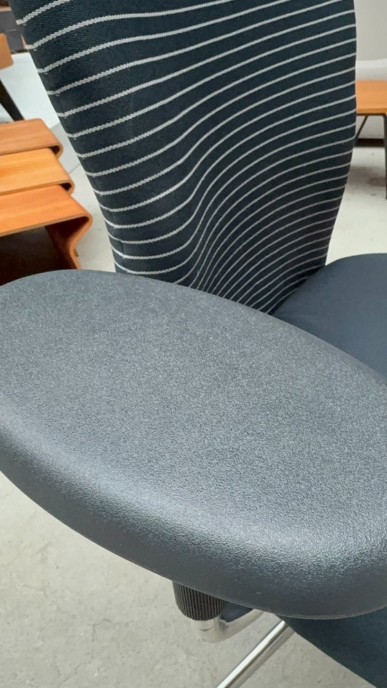 Image 1 of Sedia da ufficio Vitra T-chair di Antonio Citterio