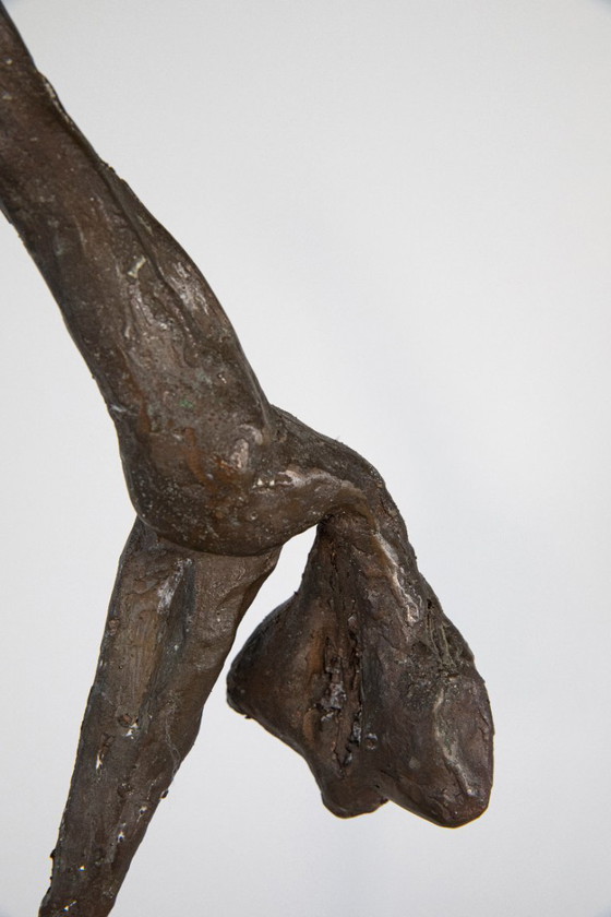 Image 1 of Ausdrucksstarke figurative Skulptur