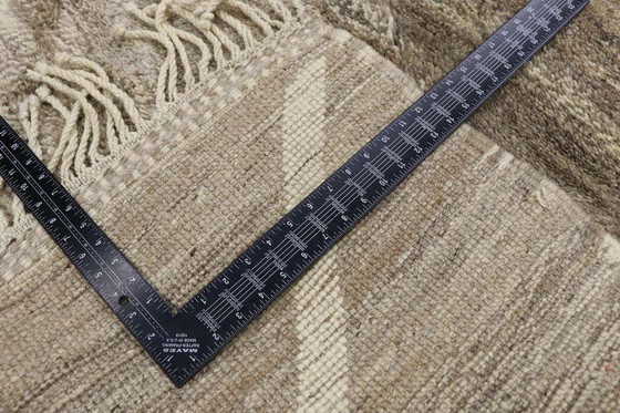 Image 1 of Tappeto in lana marocchina 3/2m