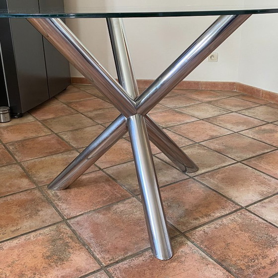 Image 1 of Mesa Renato Zevi para Roche Bobois. 1970. Diámetro 110cm.