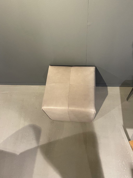 EYYE Kub Loxton Cliff poef