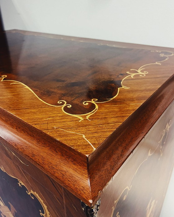 Image 1 of Mobile TV classico 