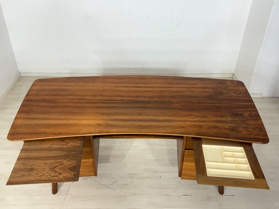 Image 1 of Tijdloos vintage bureau / kantoortafel / tafel / bureau in mid-century stijl