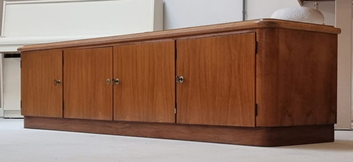 Credenza bassa di metà secolo