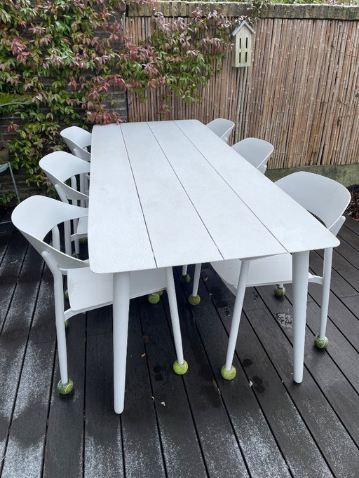 Design garden table with chairs