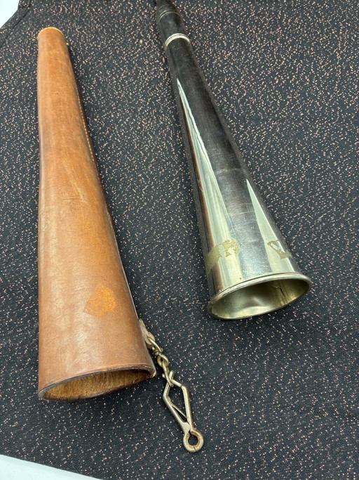 Kommandospreizer aus Metall mit Lederetui – Militär/Marine, frühes 20. Jahrhundert – decoratieve objecten, Leather