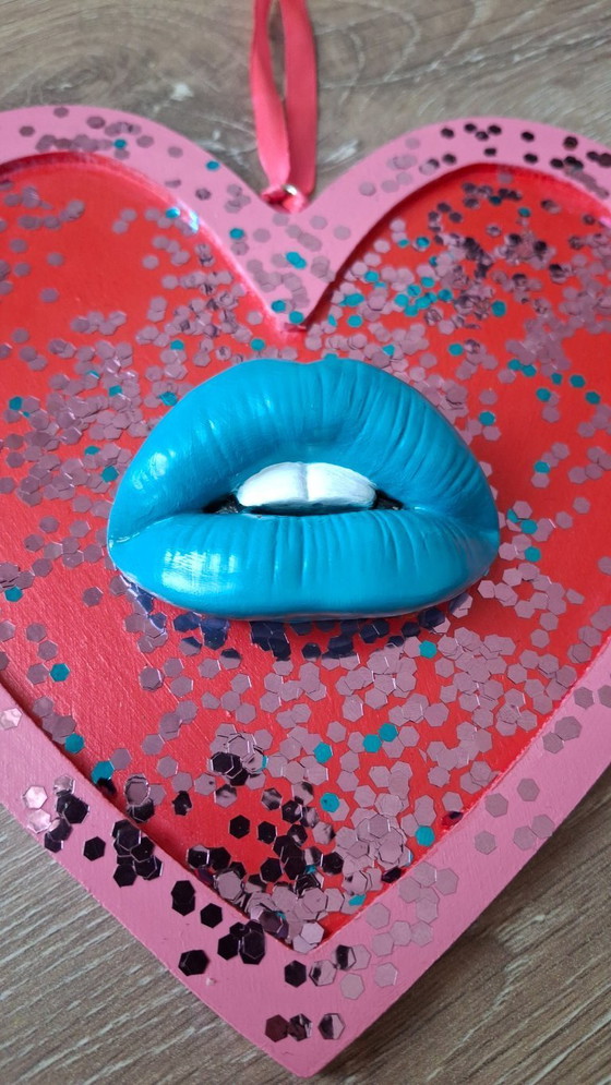 Image 1 of CORAZÓN labios