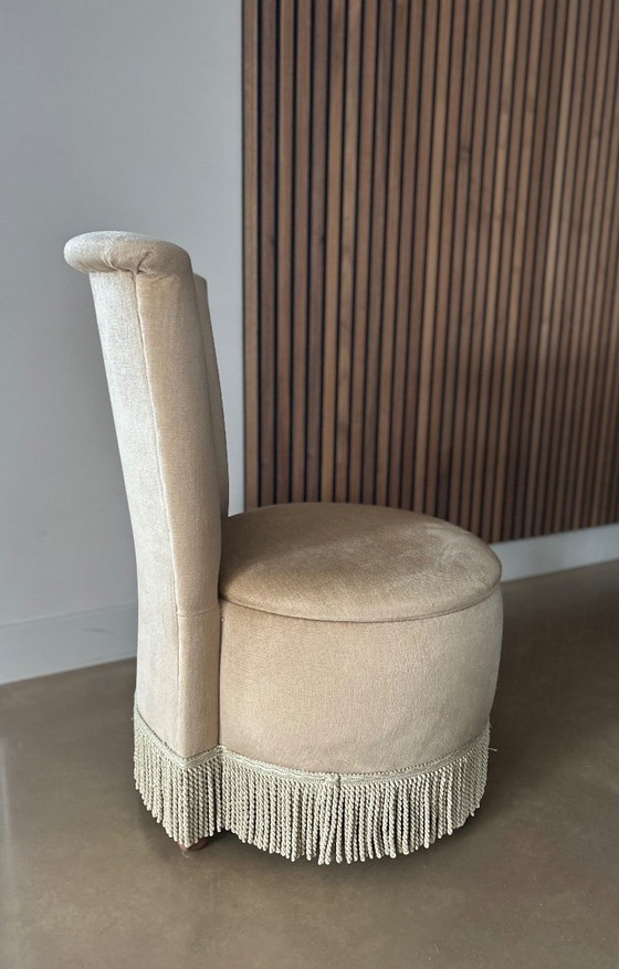Image 1 of Vintage beige rokstoel met franje en opbergruimte