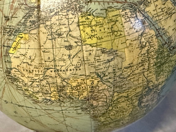 Image 1 of Mappemonde