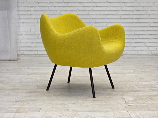 Icône du design réaliste socialiste des années 1960 par Roman Modzelewski, modèle RM58.