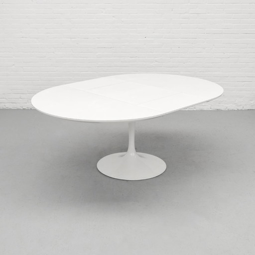 Knoll Tulip Extendable Dining Table Eero Saarinen, 1980