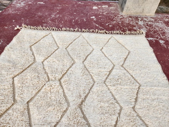 Image 1 of Groot Marokkaans Beni Ourain tapijt 300 x 200 cm – Handgeweven ivoorkleurig wollen Berber tapijt met ruitpatroon