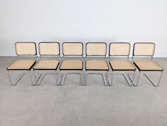 Image 1 of Juego de 6 sillas voladizas Thonet S32 V Breuer con estructura de caña vienesa.