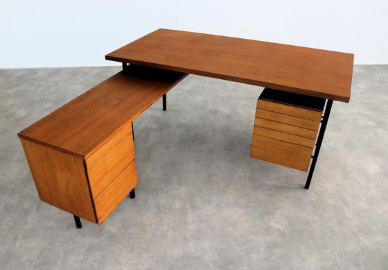 Image 1 of Bureau vintage Knoll International