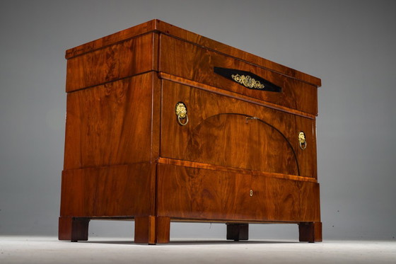 Image 1 of Vroeg 19e-eeuwse Biedermeier mahoniehouten commodes, jaren 1830