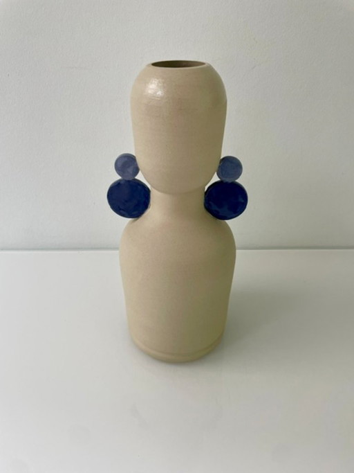 Dutch Design vase with blue accents - Potterie De Eekhoorn