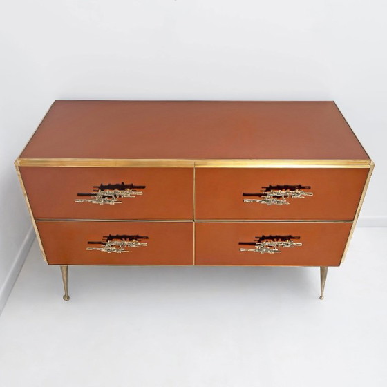 Commode miroir ambré avec détails en laiton, style Mid-Century Modern – Glass (photo 4 of 6)