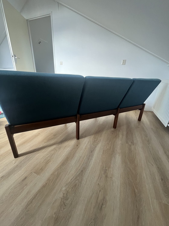 Image 1 of Pastoe de tres plazas YNGVE EKSTROM