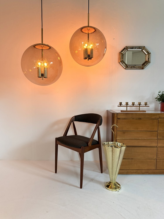 Image 1 of 2x XXL-Globus aus Messing und Rauchglas, Glashütte Limburg '70