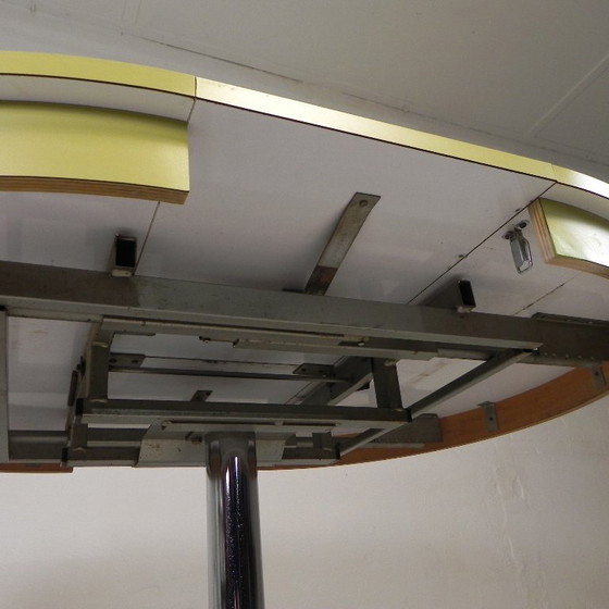 Image 1 of Round vintage dining table diameter 100 cm, extended 135 cm, 1970s