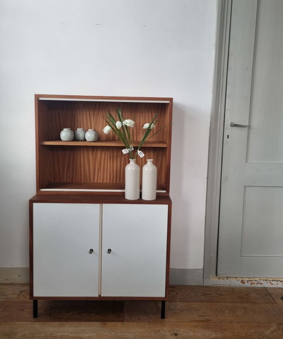 Image 1 of Set of two vintage cabinets with ribbed glass – warm wood & white (mid-century look)