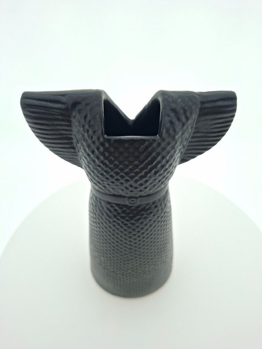 Vase noir « Robe de mariée » Lisa Larson | Collection Garde-robe