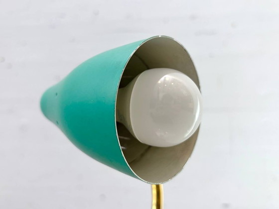 Image 1 of Design tafellamp met metalen kap, Italië jaren 1950