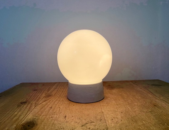 Vintage White Porcelain Ceiling Light with Milk Glass, 1960s – Plafonniers (photo 7 of 11)