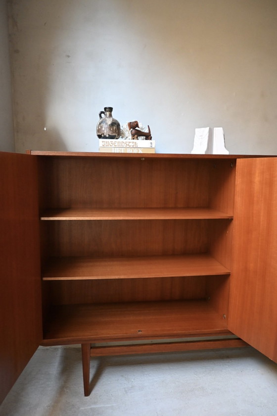 Image 1 of Prachtig groot vintage highboard jaren 60, teak fineer