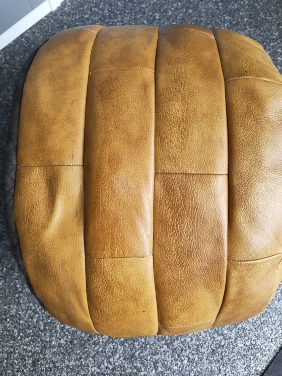 Image 1 of Pouf vintage in pelle patchwork