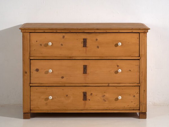 Antike Kommode mit drei Schubladen (ca. 1920) #17 – Kommoden, Rustic (photo 32 of 40)