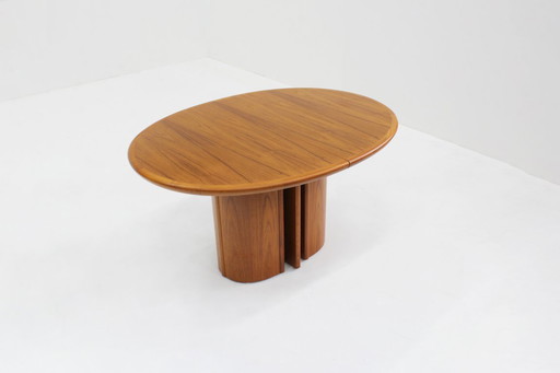 Vintage Skovby Danish extendable oval dining table