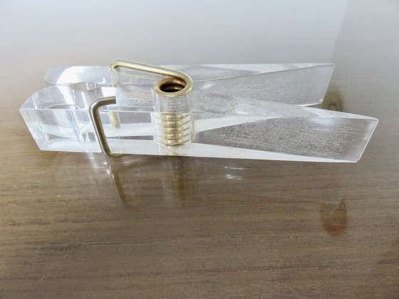 Image 1 of Lucite wasknijper, XXL, posthouder, fotohouder, jaren 70