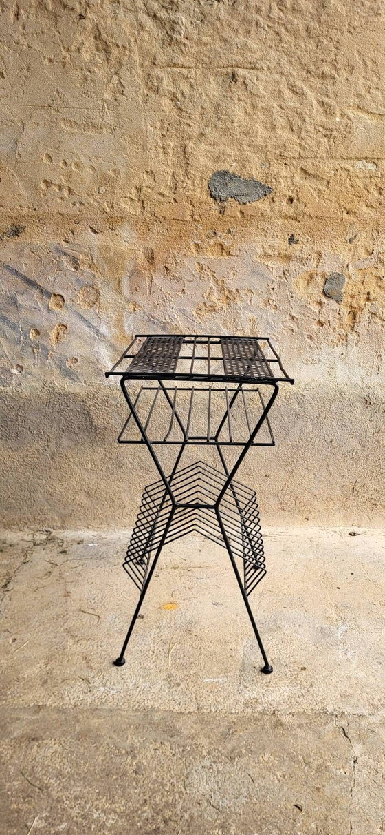 Metal magazine/vinyl rack – Magazine rack (photo 6 of 6)