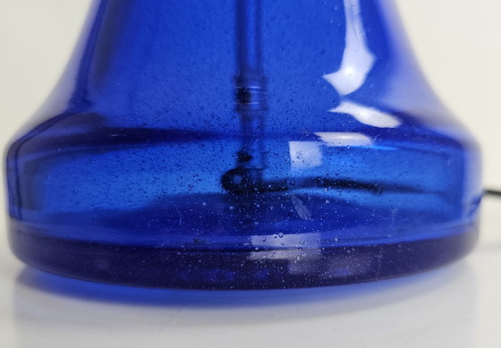 Image 1 of Blaue Glastischlampe im Midcentury-Design von Nanny Still für Raak, Niederlande, 1960er Jahre
