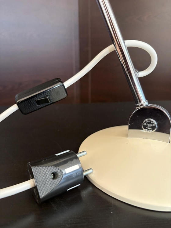 Coppia di lampade da tavolo “Bestlite BL2" per Gubi,, Metallo, Crema (foto 3 di 9)
