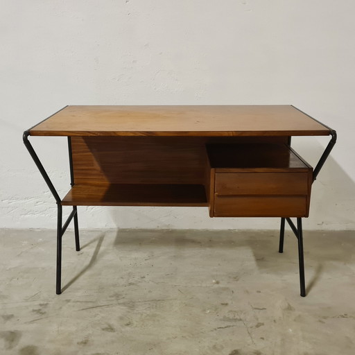 Teak en metalen bureau toegeschreven aan Anonima Castelli, jaren 1960