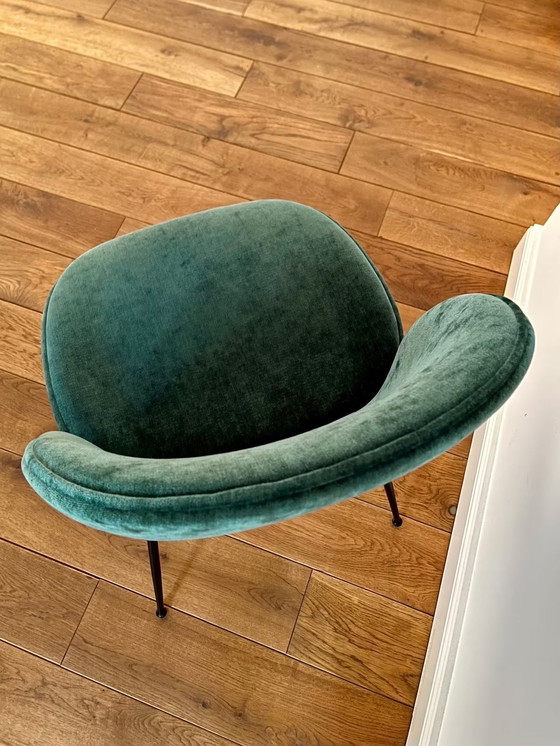 Image 1 of GUBI - "Sedia da pranzo Beetle", completamente imbottita