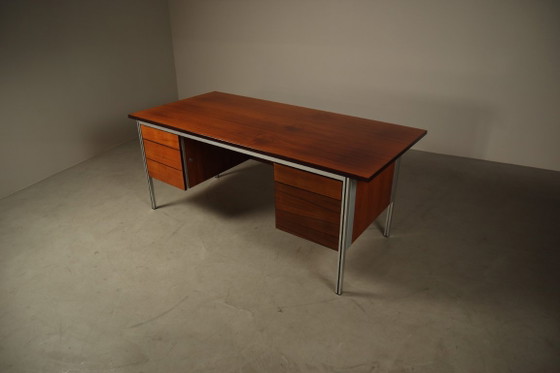 Bureau de direction ORA Acciaio, fabriqué en Italie dans les années 1970. – Bureaux, Wood (photo 3 of 16)
