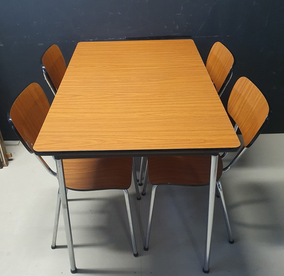 Image 1 of 1970 Vintage Formica Table With Chairs Dining Room Set