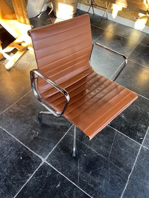 Image 1 of Vitra Eames EA 108