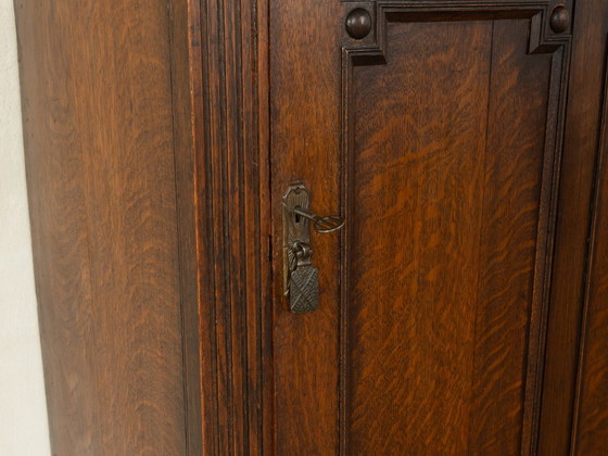 Antieke eikenhouten kast met cassettepanelen, ca. 1900 – Kasten, Wood, Brass (photo 6 of 8)