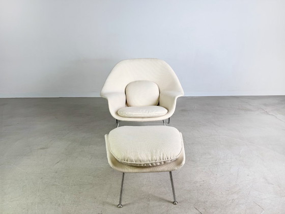 Image 1 of Silla Womb original de Knoll International, Eero Saarinen, 1980.