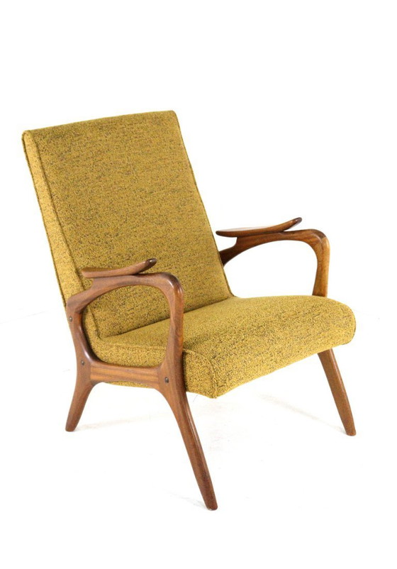 Image 1 of Fauteuil vintage jaune capitonné