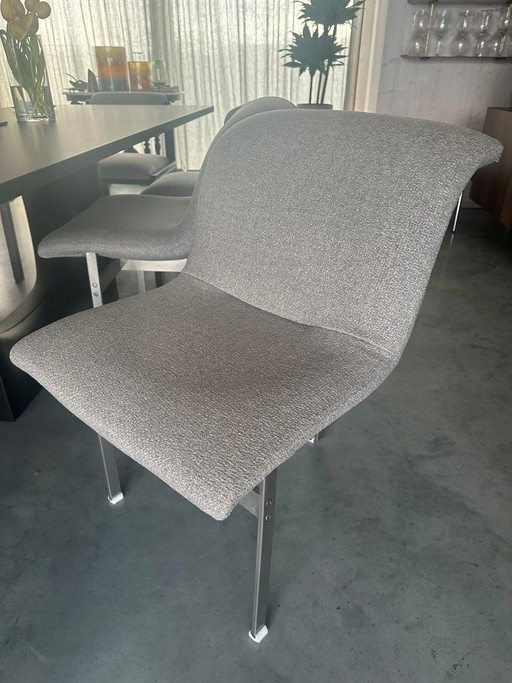 Juego de 4 sillones originales Giovanni Offredi "Wave / Onda", Saporiti Italia (clásico del diseño de los años 70)