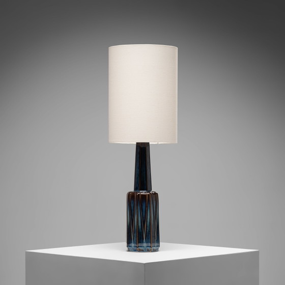 Model 1033 Große Keramik-Tischlampe von Søholm Stentøj, Dänemark, 1960er Jahre, Tischlampen, Braun (Foto 2 von 9)