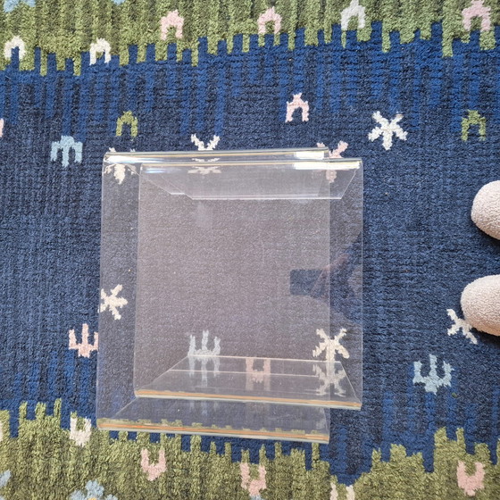 Image 1 of Lot de 2 tables d'appoint en plexiglas